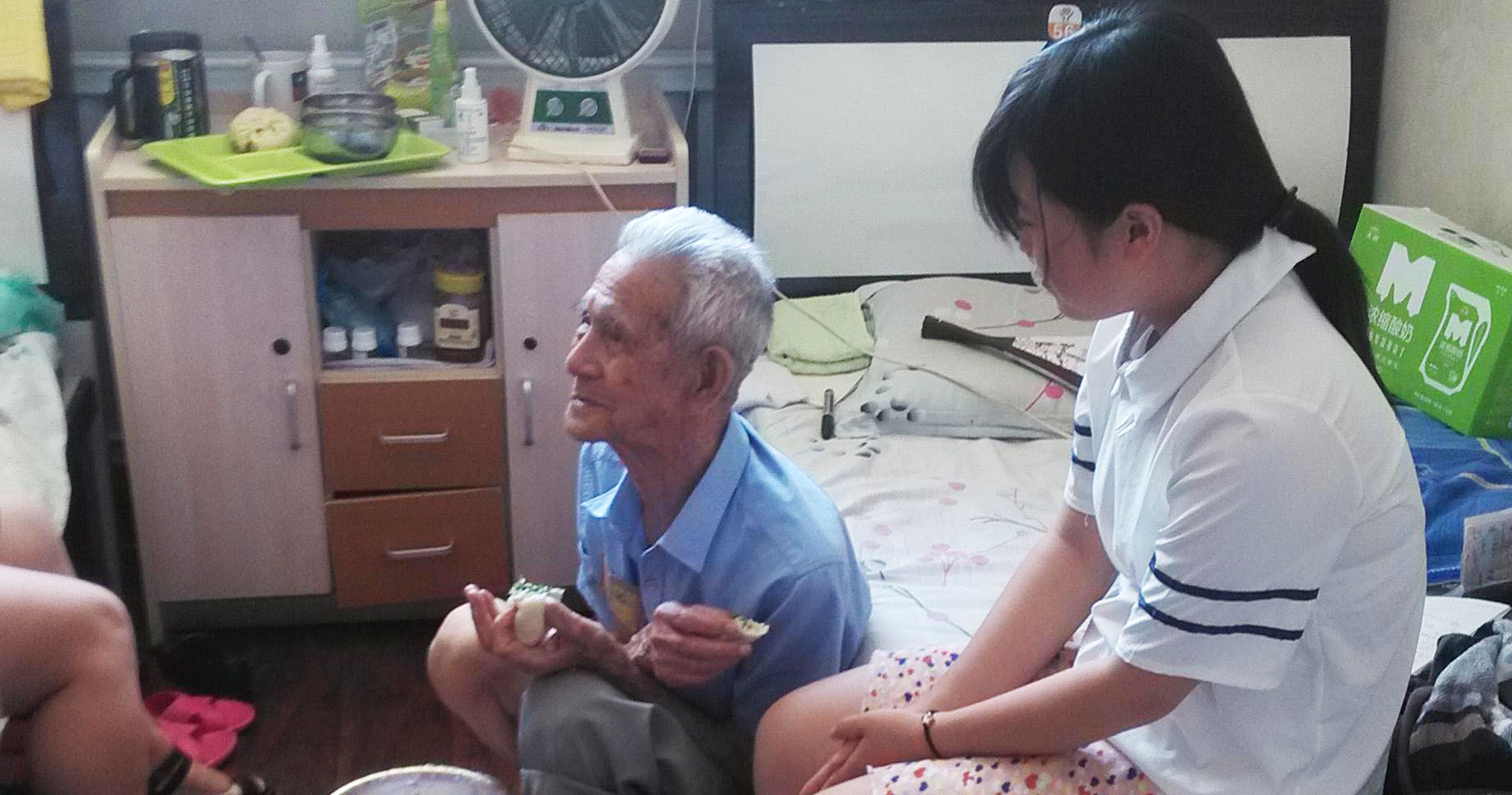 ʯ���Ӵ�W(xu��)�����L(f��ng)����(zh��n)�ϱ���(sh��)�`�أ�ʯ�����������е�